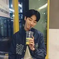 网图头像韩系男微信头像图片大全