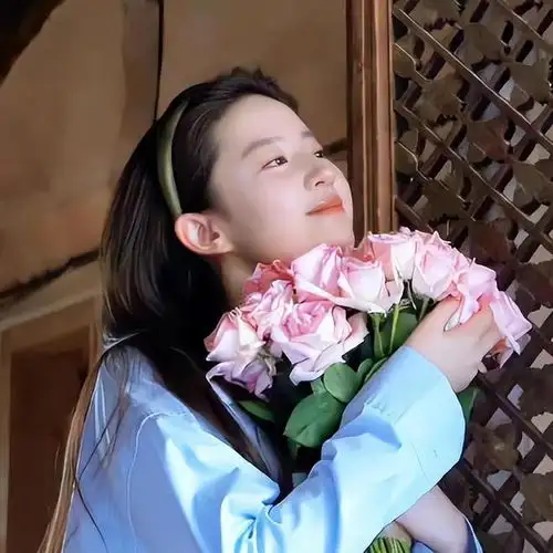 神仙姐姐刘亦菲太会穿了,高颜值配上这些田园风穿搭,简直太美了