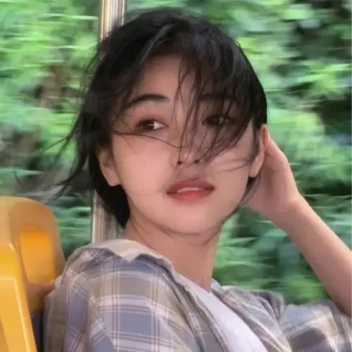 超级清纯的温柔风女生头像