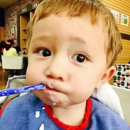 这小男孩微博是什么