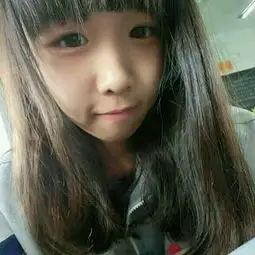 求几张长发女生的背影头像,女生要站着,然后可以看到腿的求这一系列,头发最好是黑色,直发我想做头