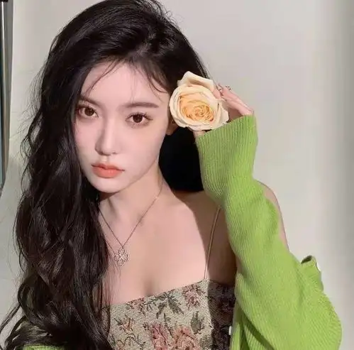头像绿色系女头