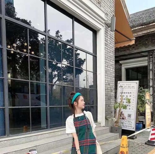黄皮妹子看过来,今年春天选择这3种颜色上衣,真的很显白