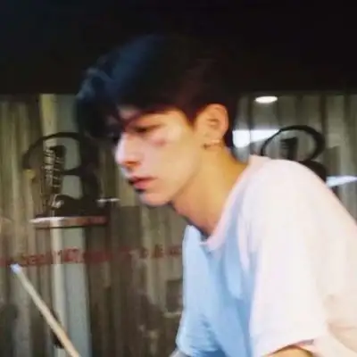 阿辰.重出江湖系列4之真人丧系男生头像我要个性网