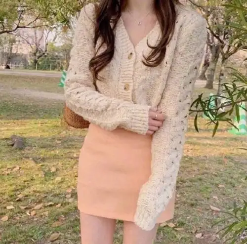 7月韩系通勤少女装,有设计感的衬衣半裙,一秒入夏的清凉感