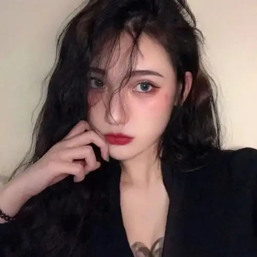 ins女生头像每个女孩最喜欢的歌背后,都有个没讲述的故事