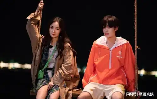 韩东君的调侃,李斯丹妮的运气,让新一期花儿与少年封神