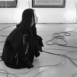 qq女头像高冷黑白图片新版真正要走的人不会说再见