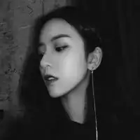 黑色qq头像女生霸气
