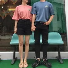 跟着ins爆红情侣学搭配,美得很高级