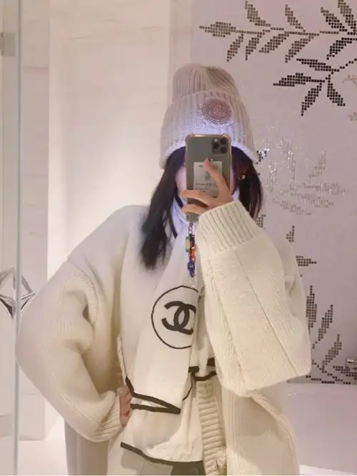 冬季时尚又温柔的日常穿搭指南,一定要看程潇的搭配,优雅又大方