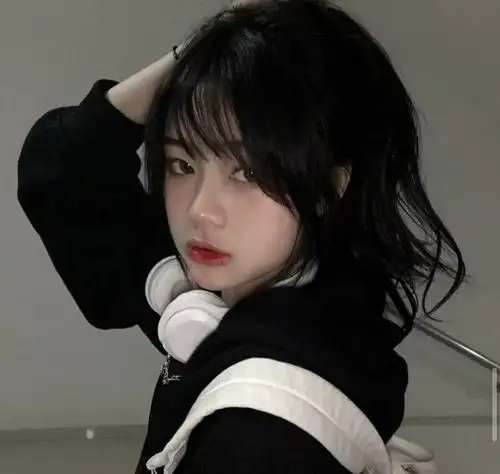 ins高质量真人女头