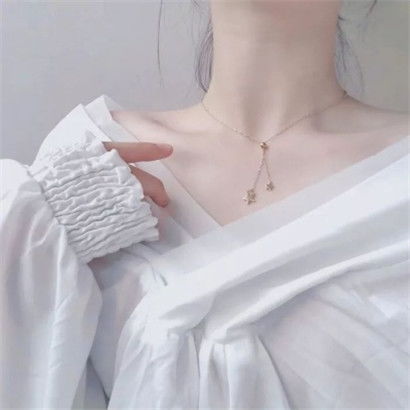 性感女生锁骨露肩仙气高清优质女生头像部位图片