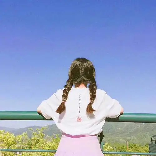 殷健灵小说纸人少女秋子成长中的疼痛,以及不可挽回的悲剧