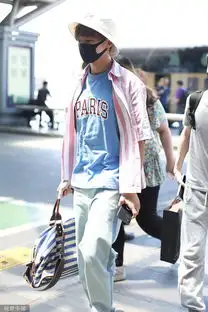 炎亚纶变身水蜜桃系男孩清新夏日度假风