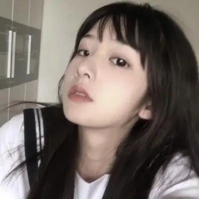 笑很甜的女生高清头像治愈系女生头像系列